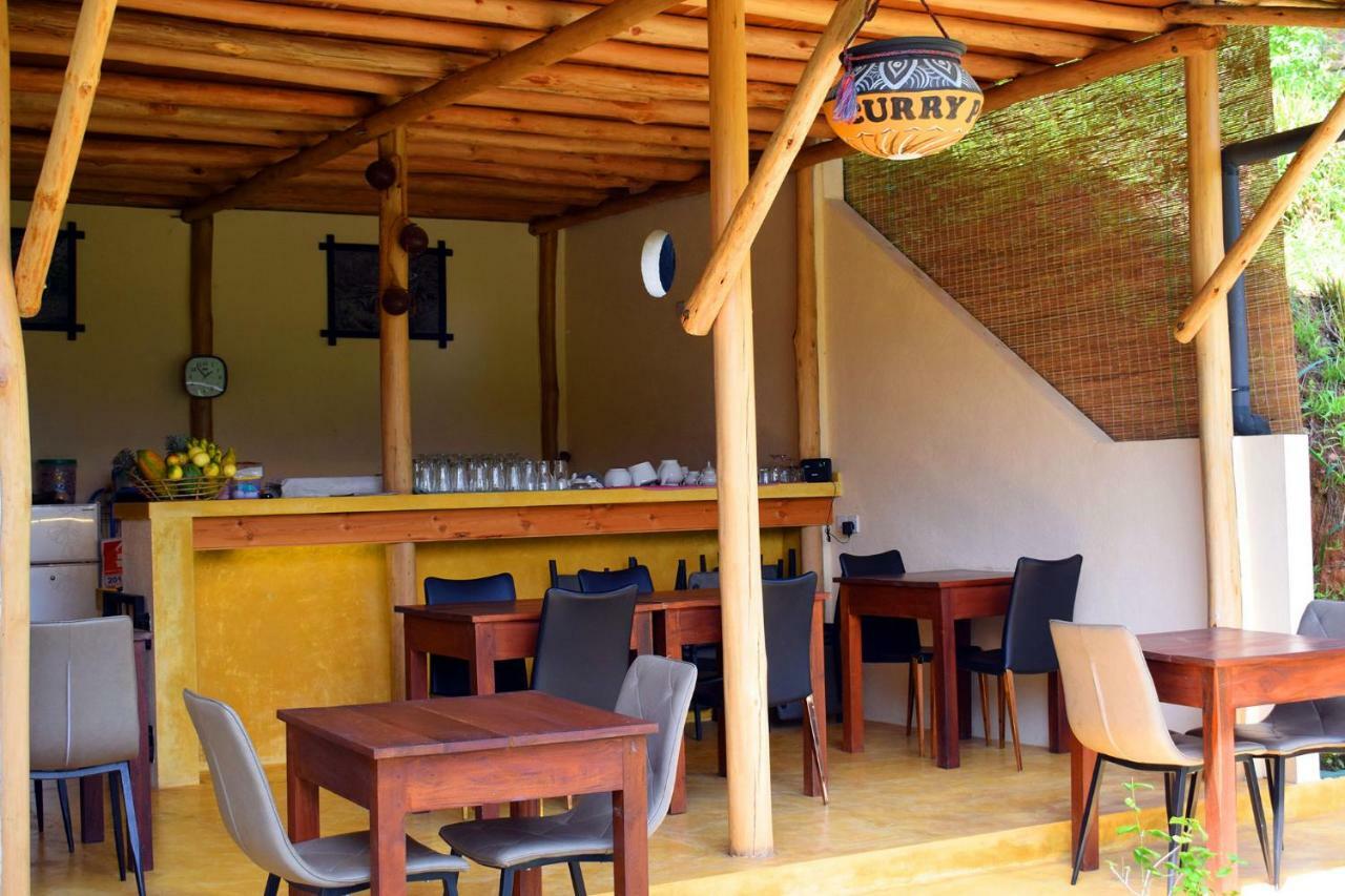 Bed and Breakfast The Chillout Ella Exterior foto